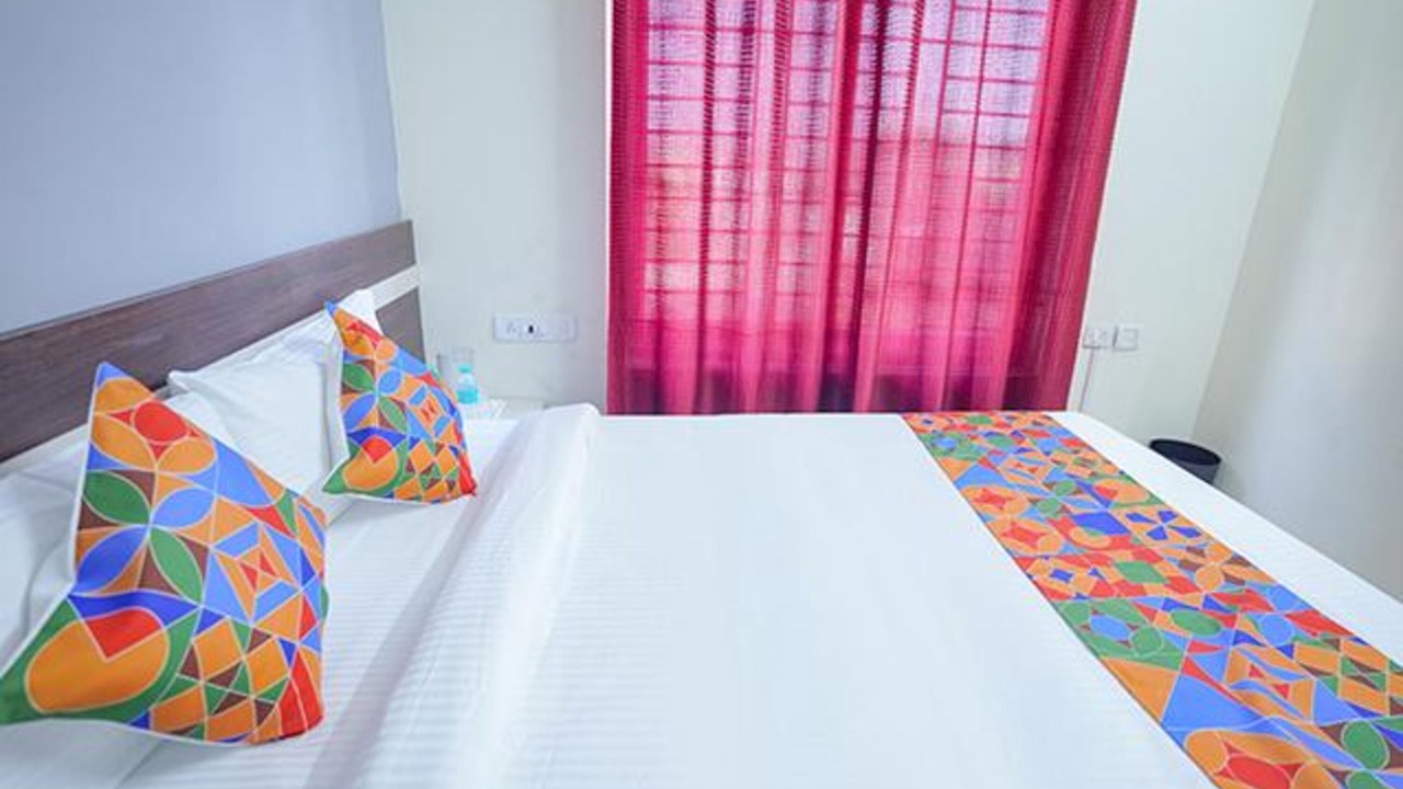 Photo of Bedroom in Vandavasi