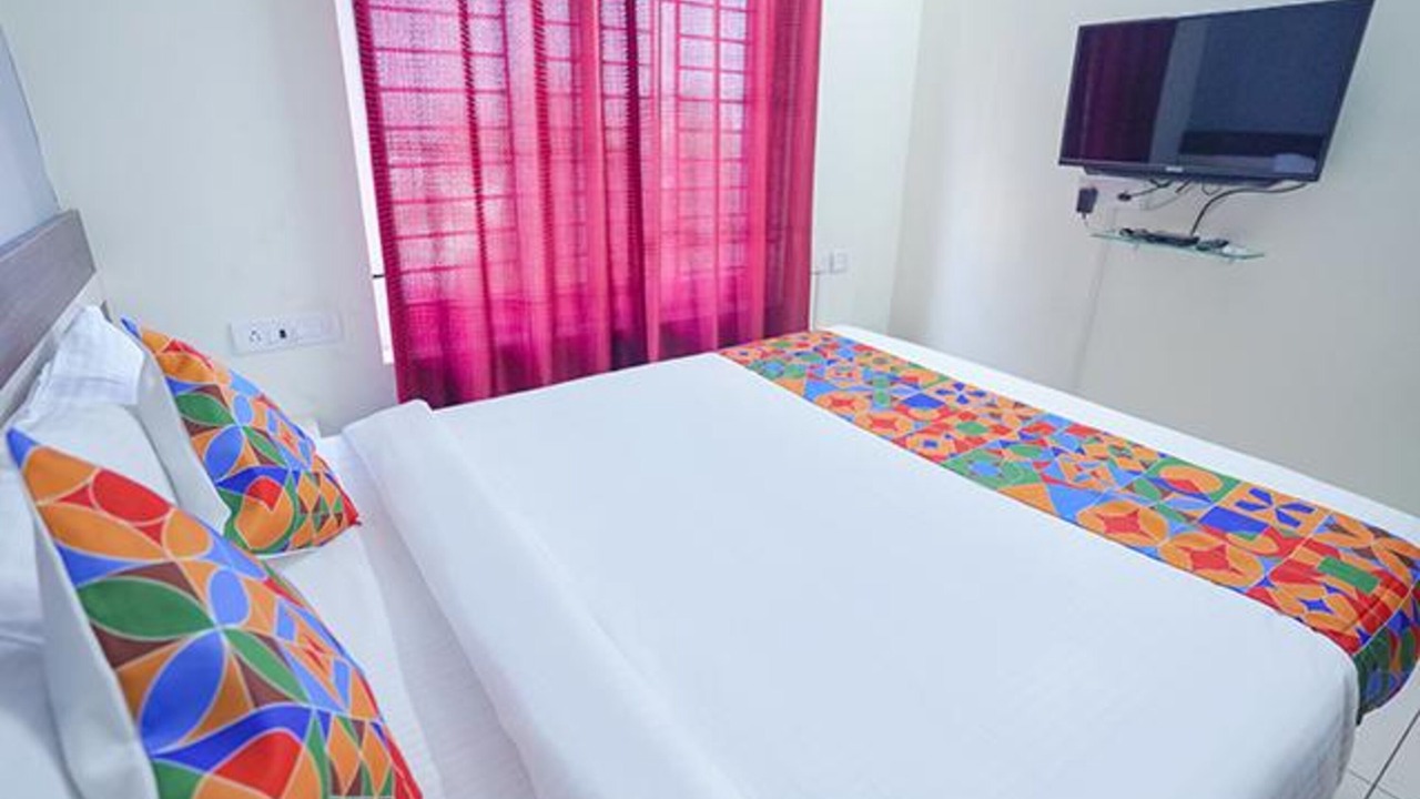 Photo of Bedroom in Vandavasi
