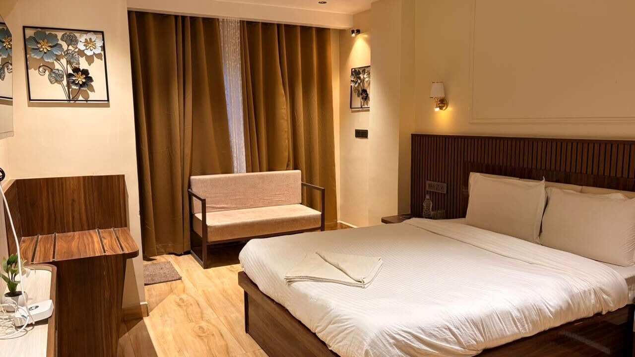 Photo of Bedroom in Chakradharpur
