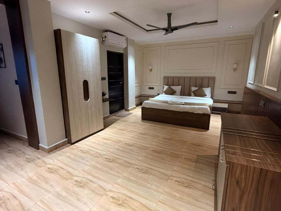 Photo of Bedroom in Chakradharpur