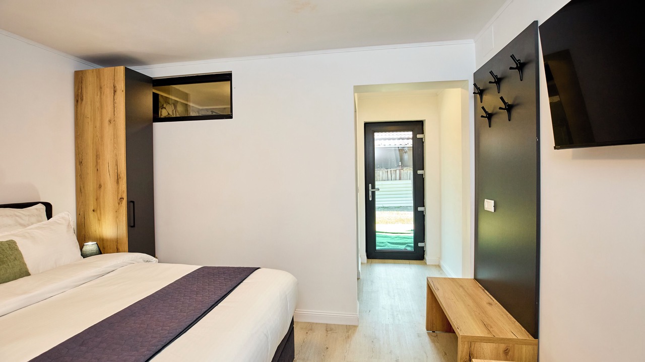Photo of Bedroom in Cornu