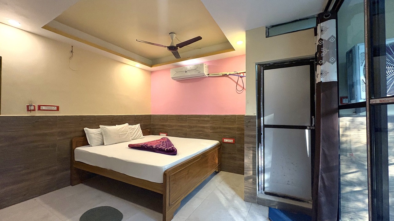 Photo of Bedroom in Digha