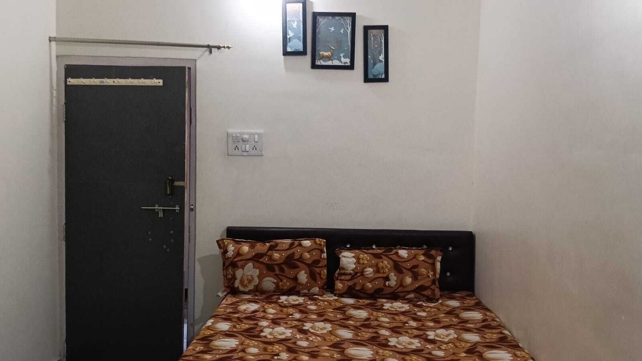 Photo of Bedroom in Bhiwapur