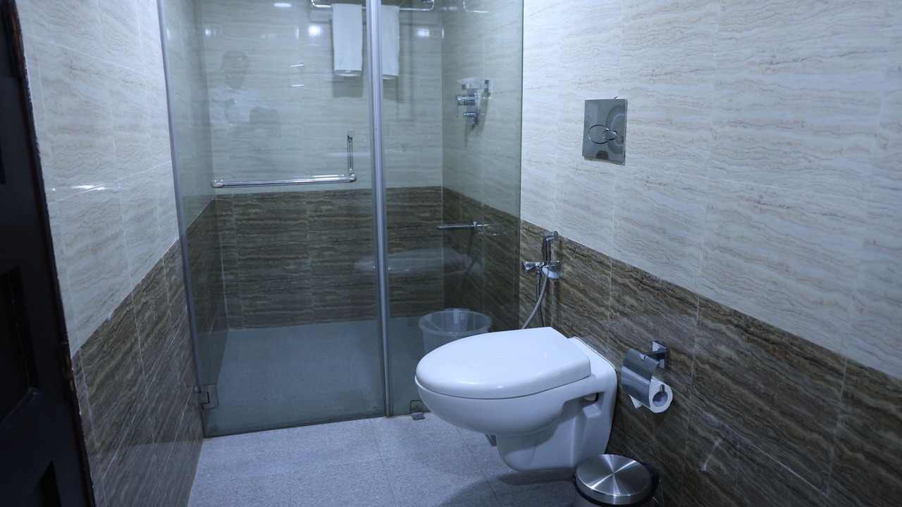 Photo of Bathroom in Alwaye