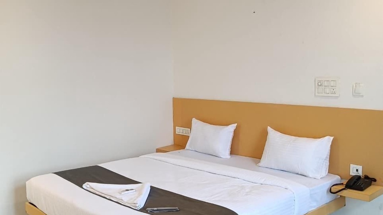 Photo of Bedroom in Kukatpally Housing Board Colony