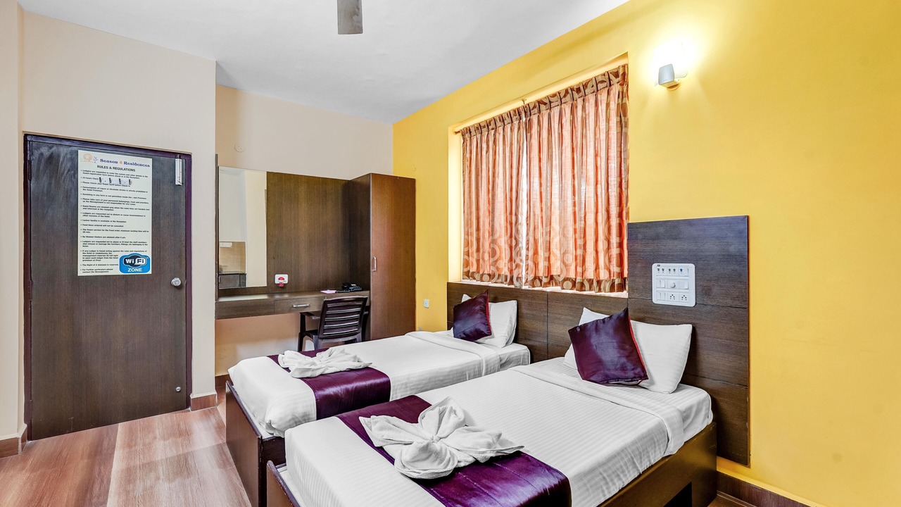 Photo of Bedroom in Mylapore Tiruvallikk