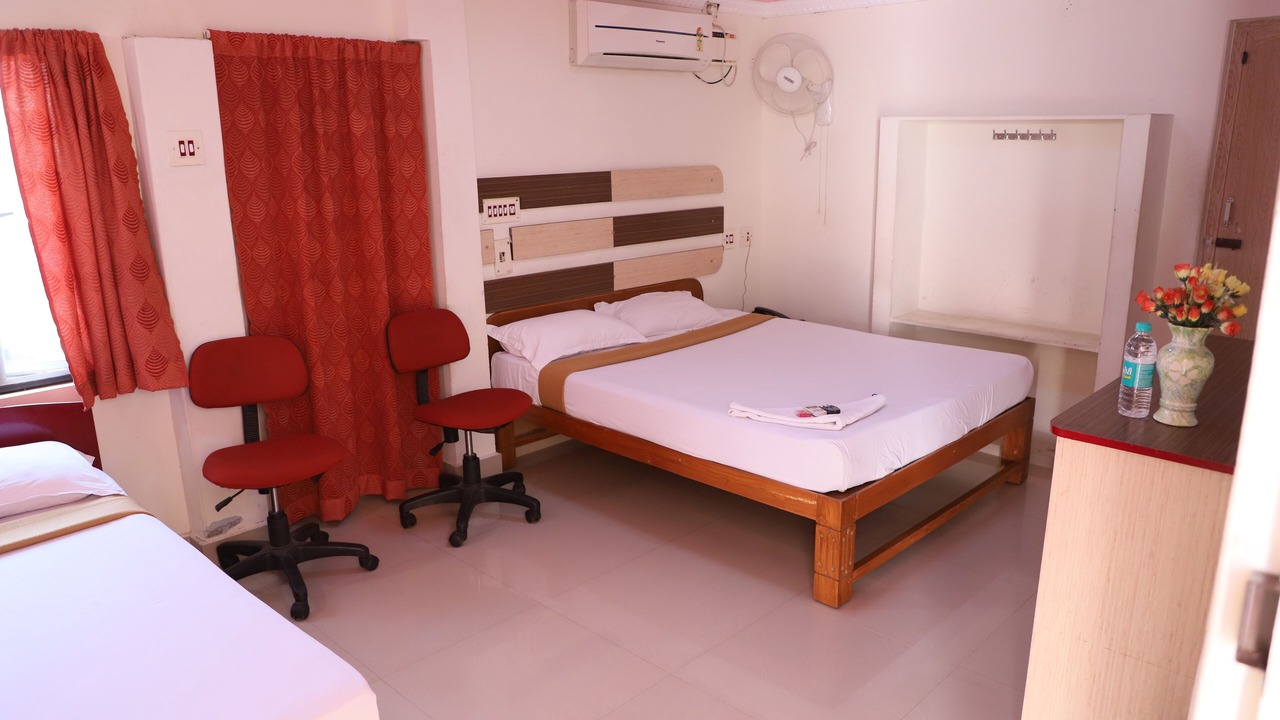 Photo of Bedroom in Nanganallur