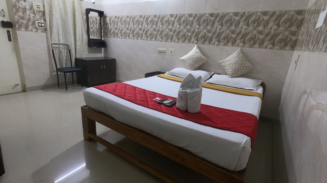 Photo of Bedroom in Nanganallur
