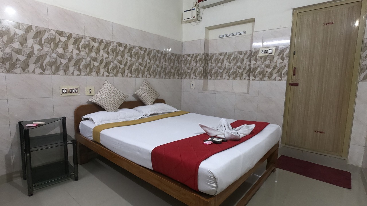 Photo of Bedroom in Nanganallur