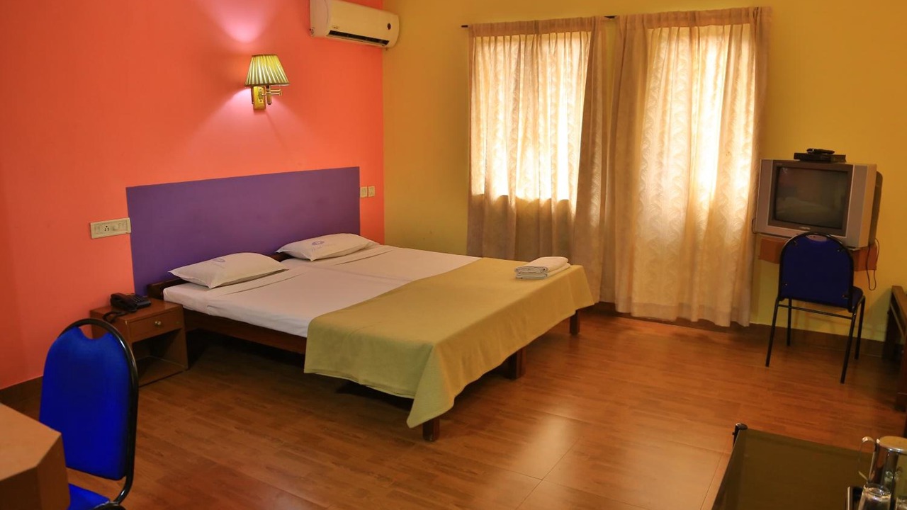 Photo of Bedroom in Shenoys
