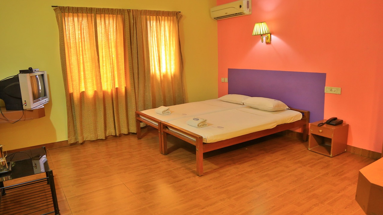 Photo of Bedroom in Shenoys