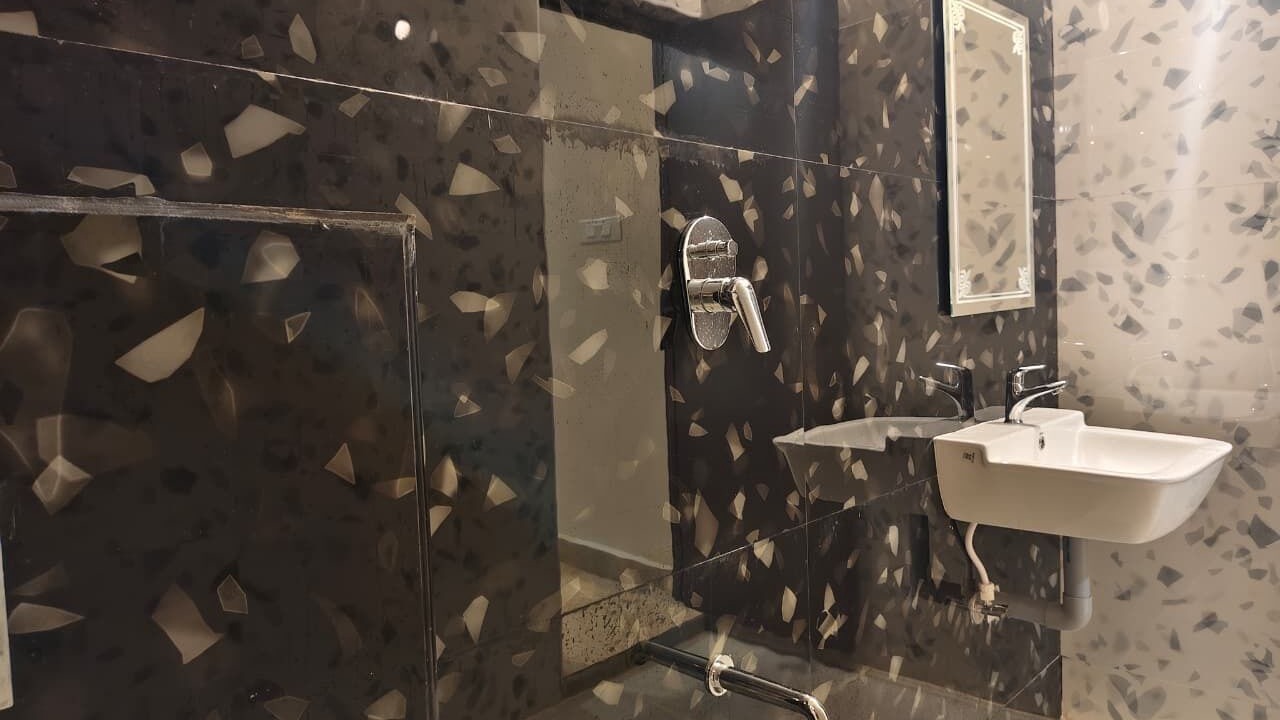 Photo of Bathroom in Heritage Town
