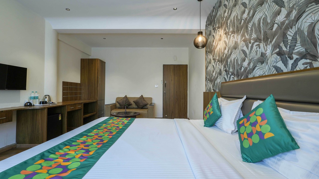 Photo of Bedroom in Adyar