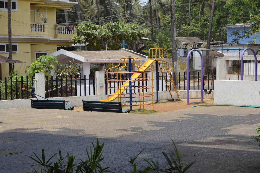 Photo of Others in Arpora