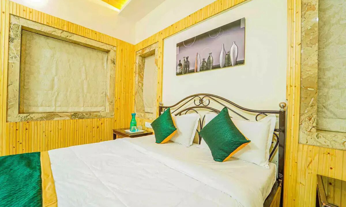 Photo of Bedroom in Mahabaleshwar