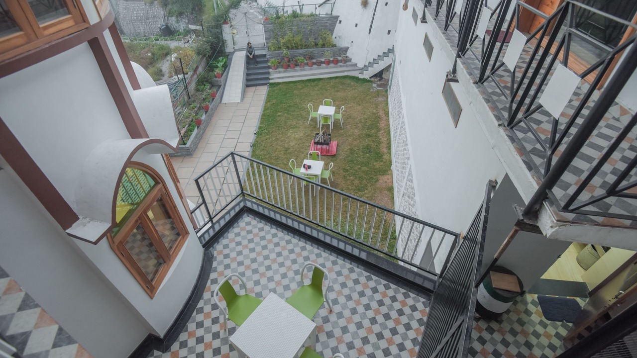 Photo of Livingroom in Landour