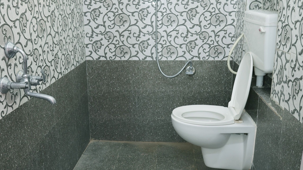 Photo of Bathroom in Chengalpattu