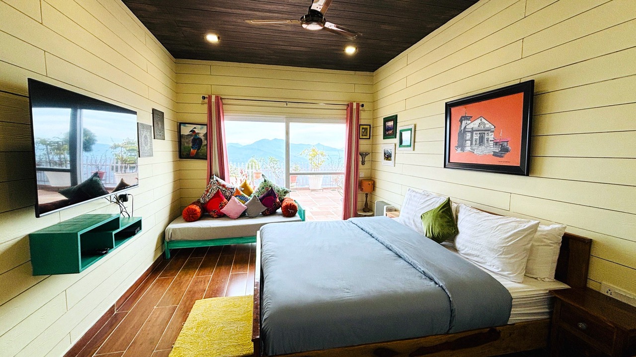 Photo of Bedroom in Tehri