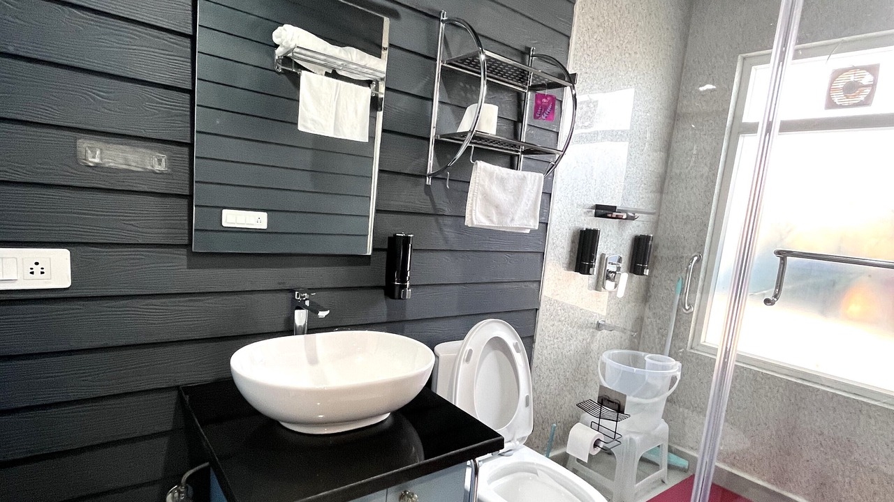 Photo of Bathroom in Tehri