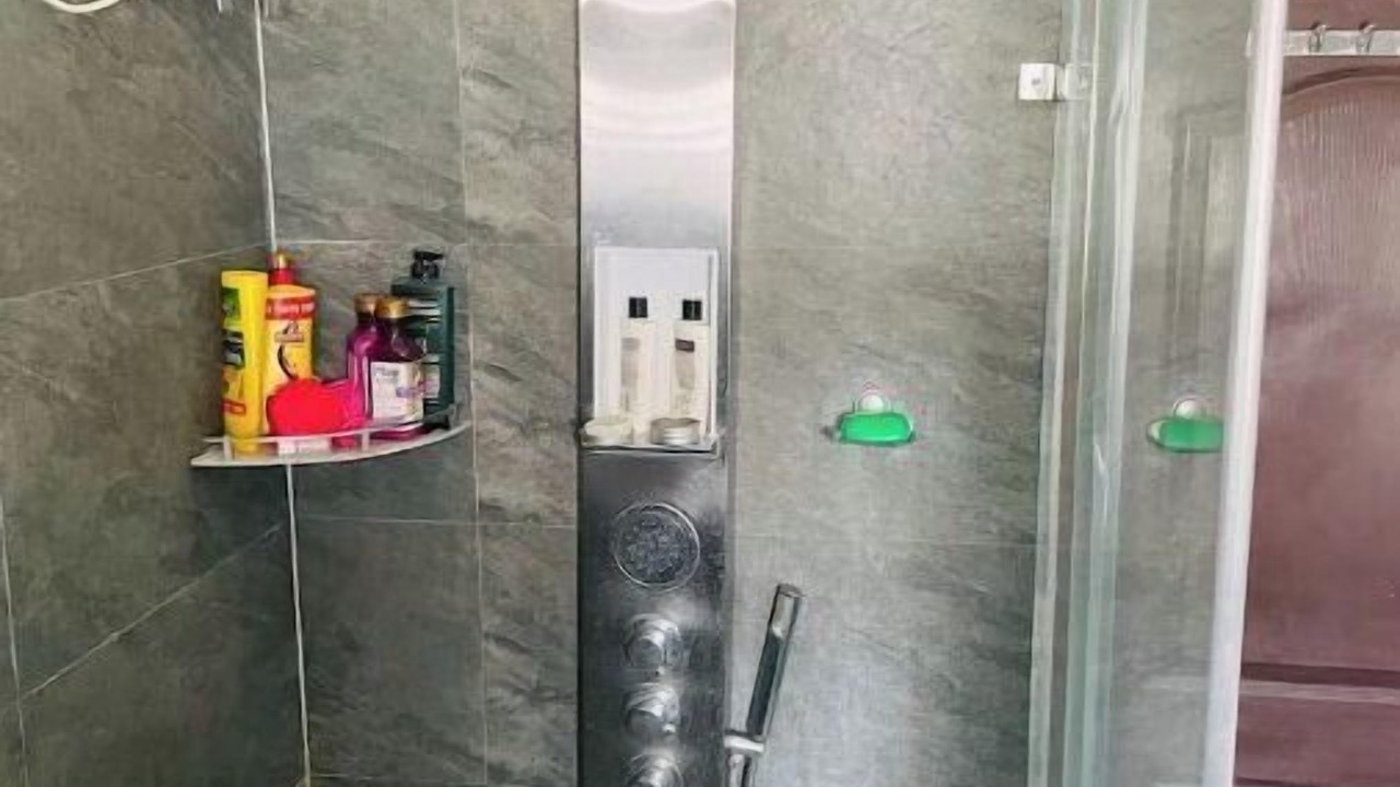 Photo of Bathroom in Kukatpalli