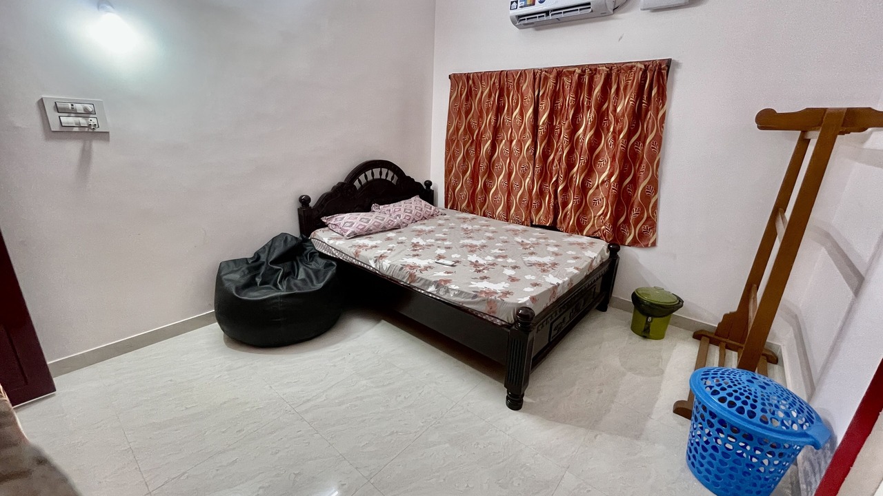 Photo of Bedroom in Kakinada