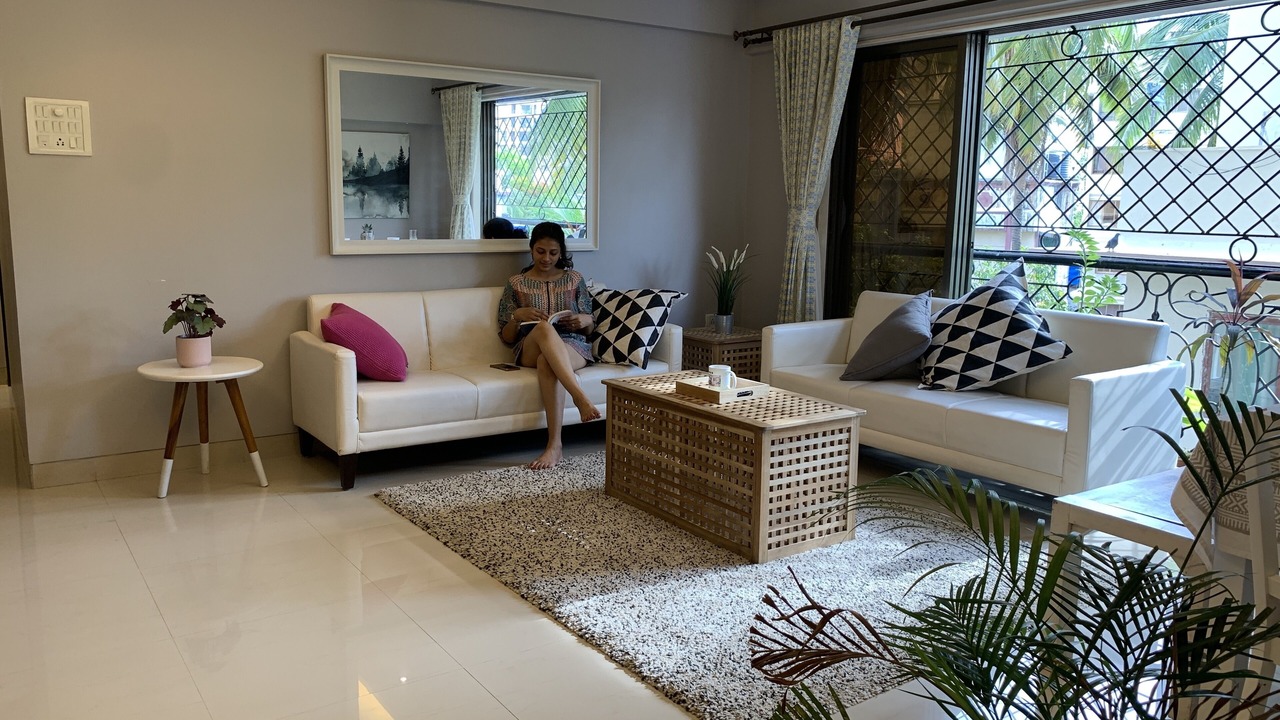 Photo of Livingroom in Pali Hill