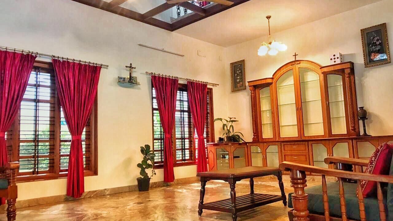 Photo of Livingroom in Adyar