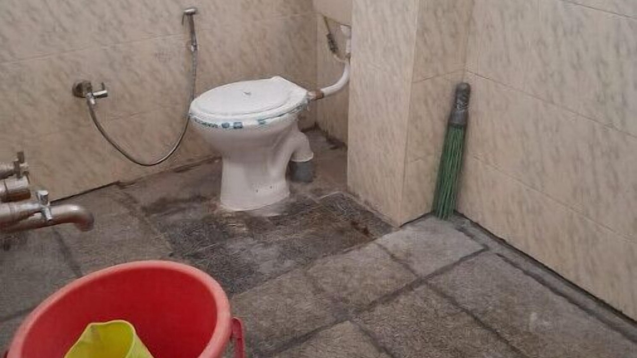 Photo of Bathroom in Kuvempu Nagara