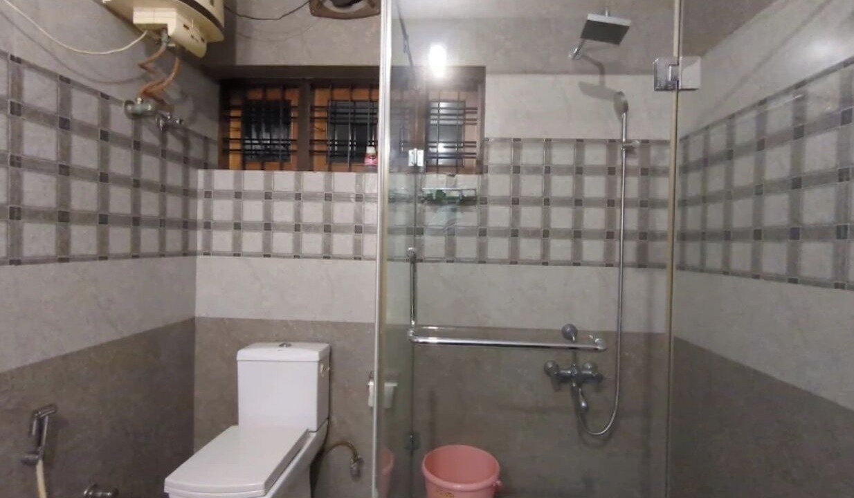 Photo of Bathroom in Arpookara