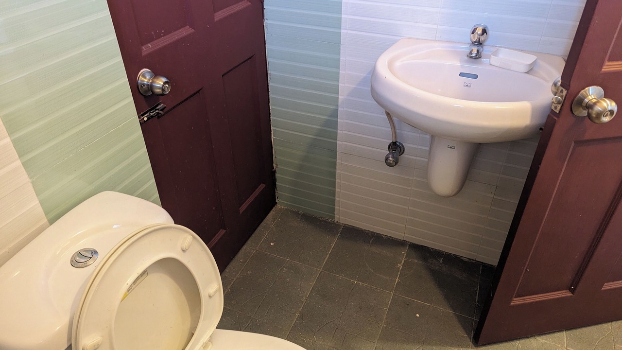 Photo of Bathroom in Arpookara