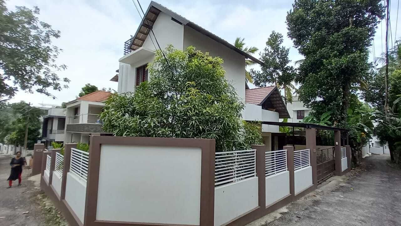 Photo of Others in Nedumangad