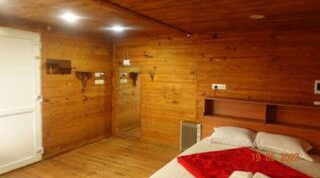 Photo of Bedroom in Ooty