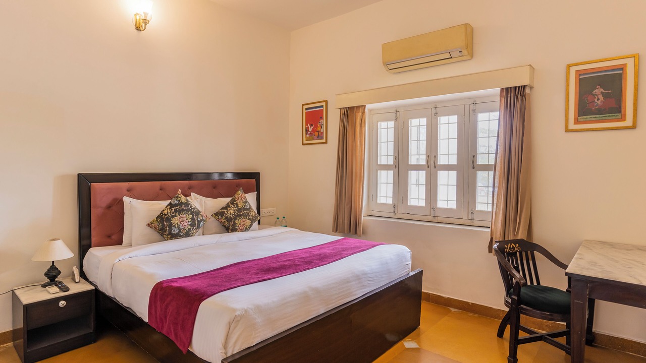 Photo of Bedroom in Shavri Colony