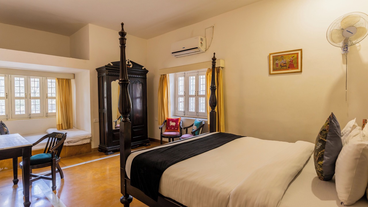 Photo of Bedroom in Shavri Colony