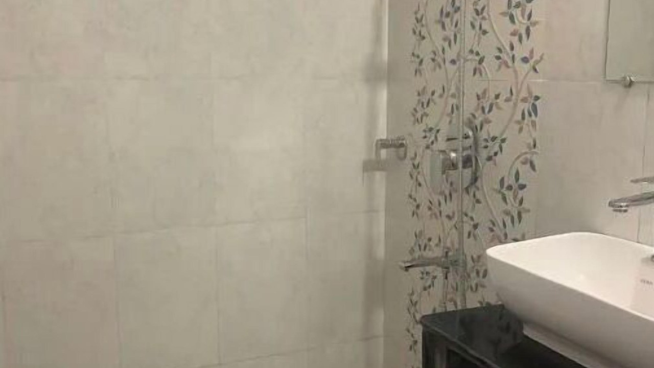 Photo of Bathroom in Arossim