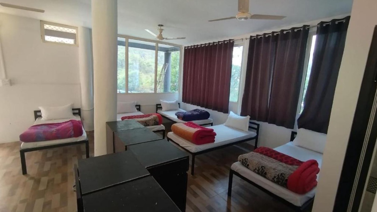 Photo of Bedroom in Jogiyana