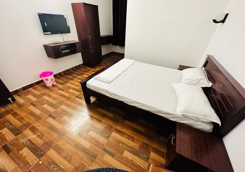 Photo of Bedroom in East Coast Road