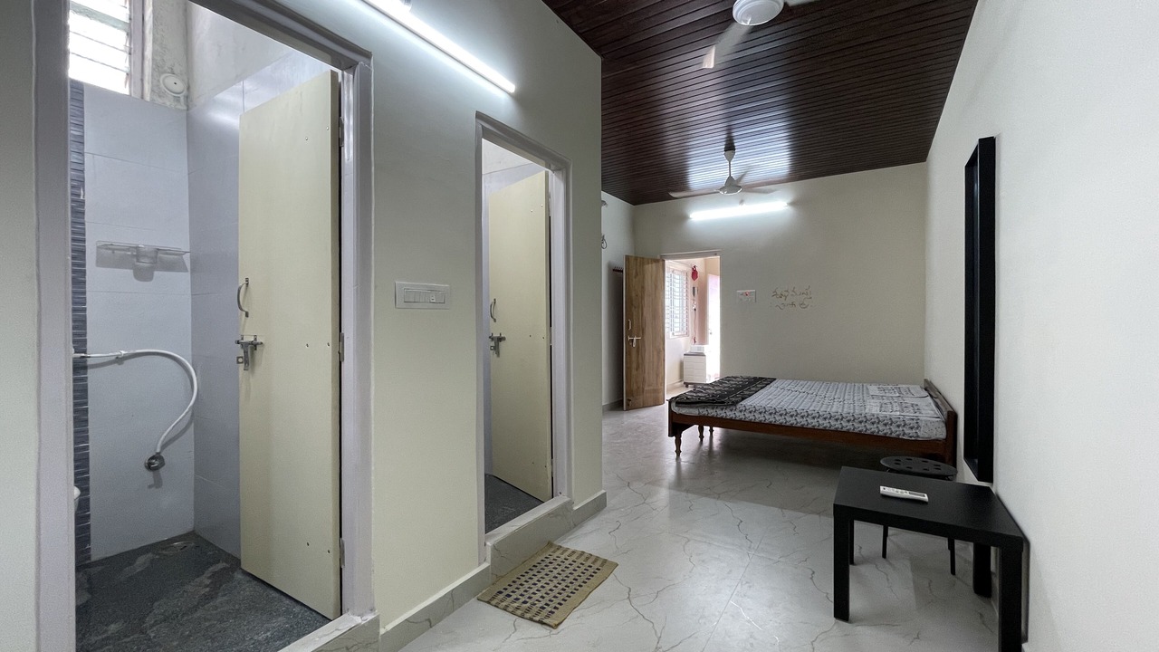 Photo of Bedroom in Kolhapur