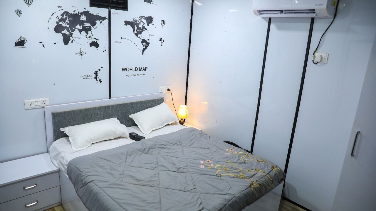 Photo of Bedroom in Ratnagiri