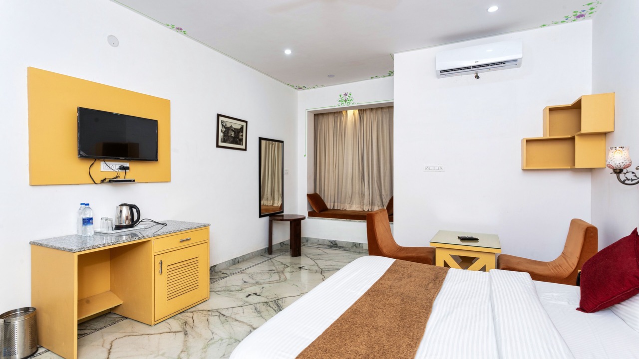 Photo of Bedroom in Lake Swaroop Sagar