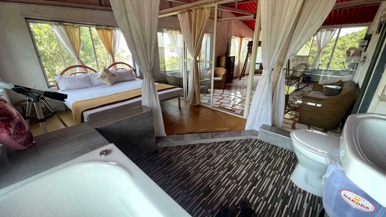 Photo of Bedroom in Mahabaleshwar
