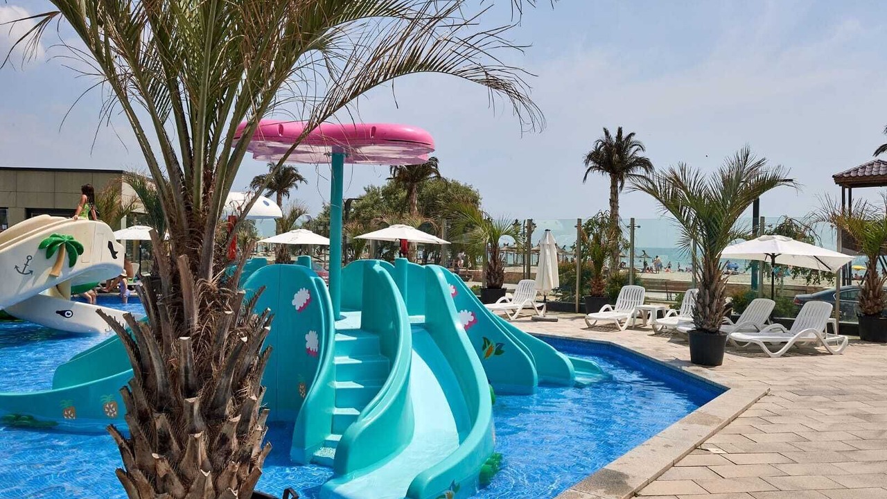 Photo of Outdoor in Mamaia-Sat