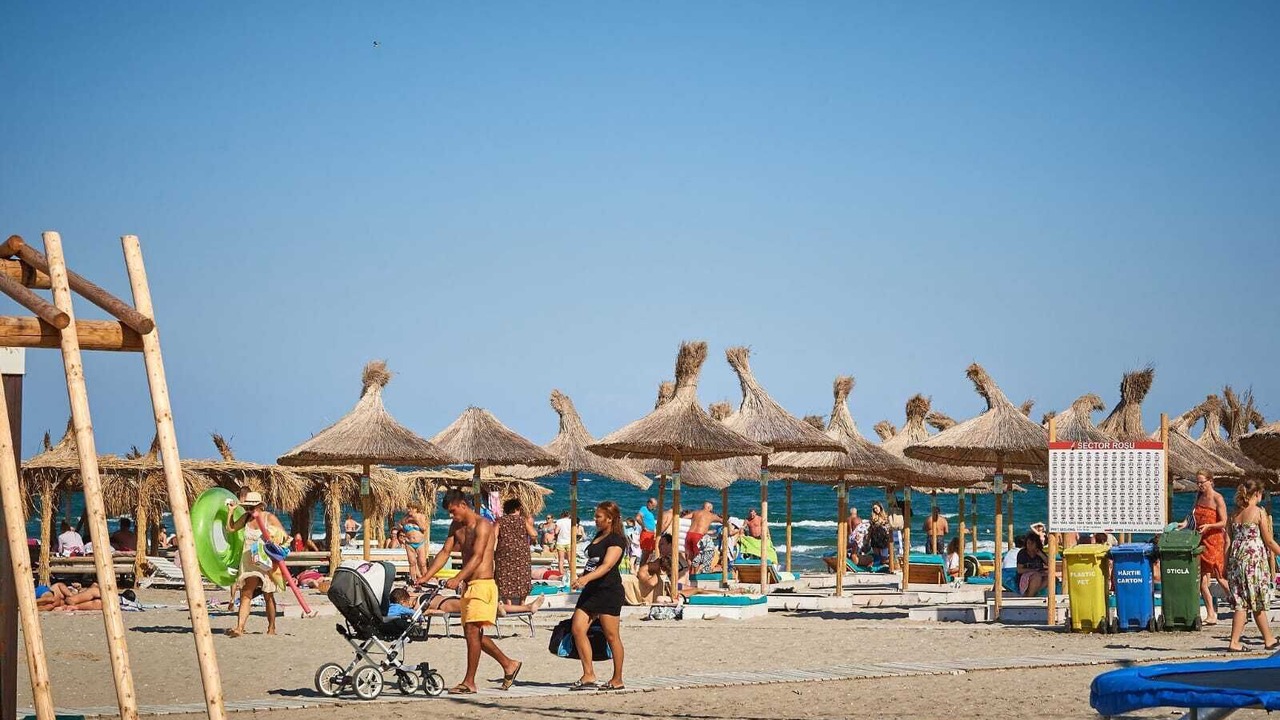 Photo of Others in Mamaia-Sat