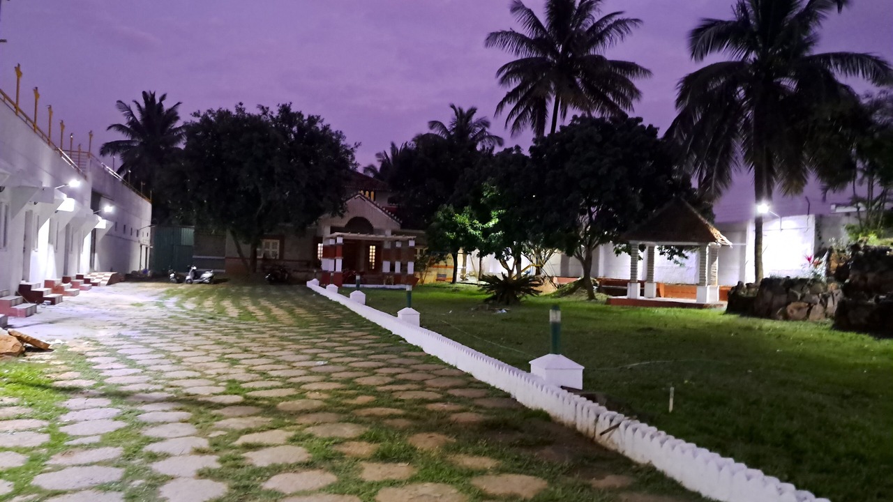 Photo of Outdoor in Manchanabele