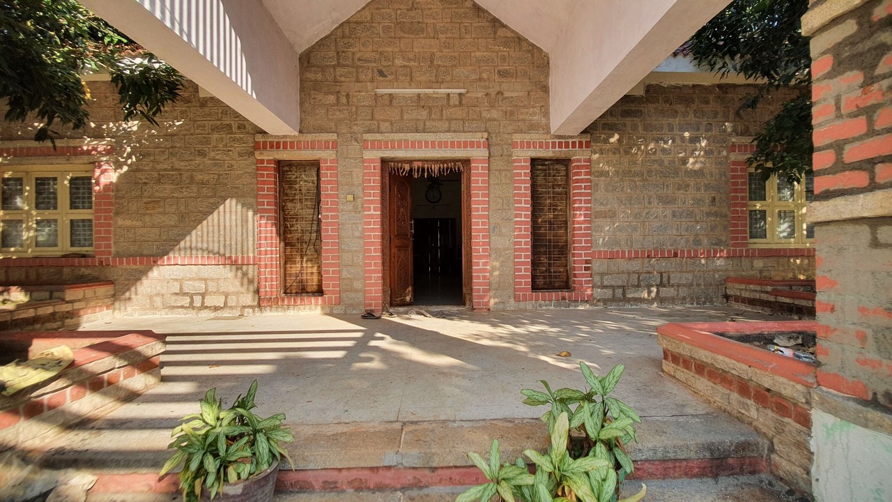 Photo of Outdoor in Manchanabele