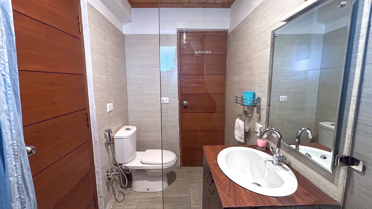 Photo of Bathroom in Suwakholi
