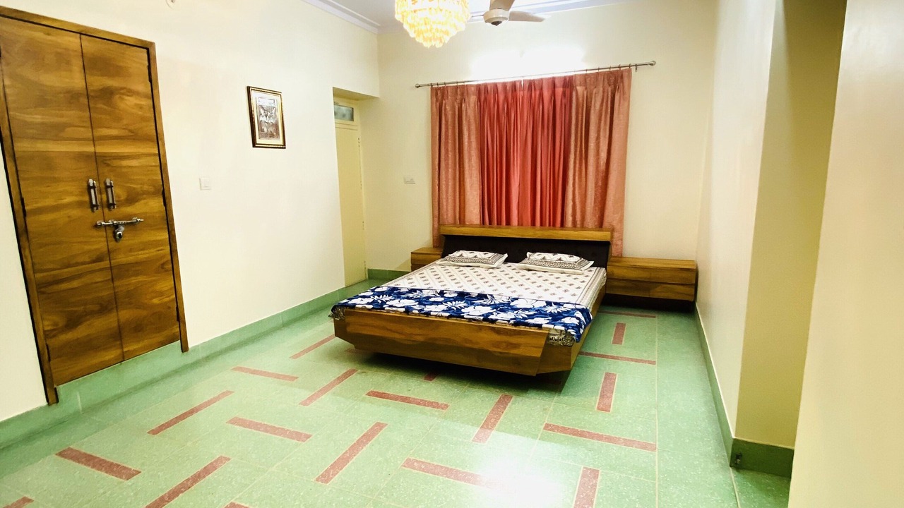 Photo of Bedroom in Ajit Colony