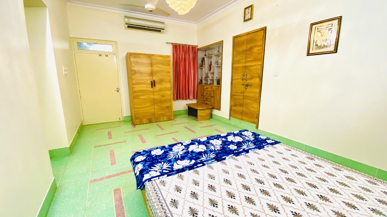 Photo of Bedroom in Ajit Colony