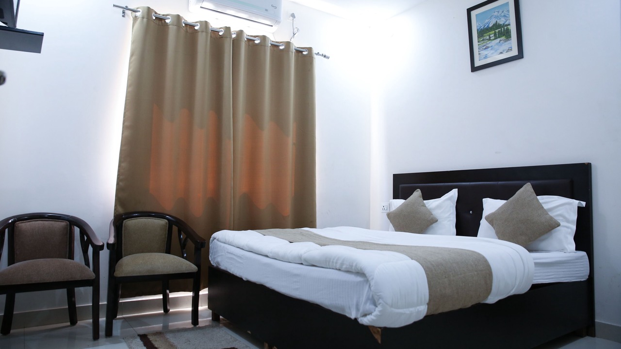 Photo of Bedroom in Dehradun