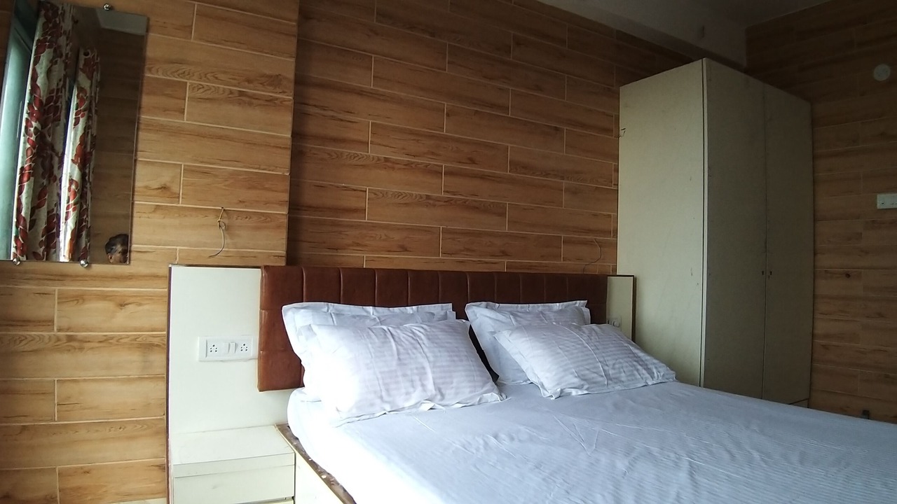 Photo of Bedroom in Mahabaleshwar